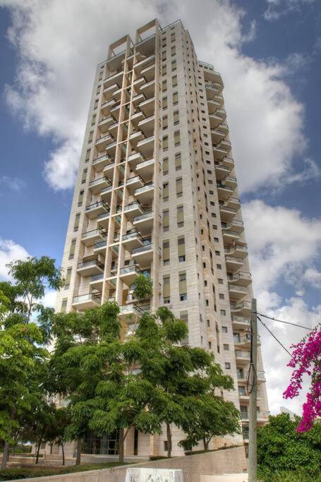 דירות רמת גן Beautiful Penthouse W/Amazing View, Prime Location מראה חיצוני תמונה