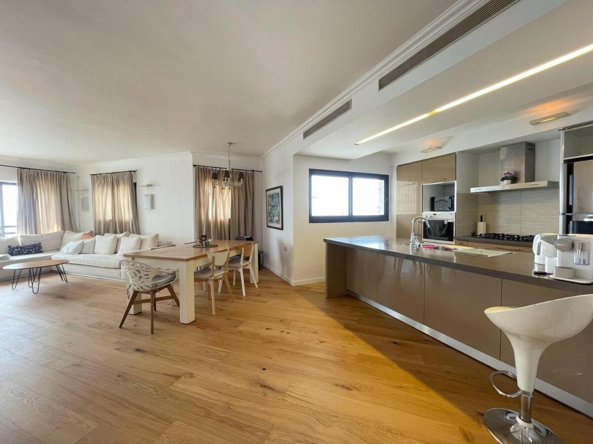 דירות רמת גן Beautiful Penthouse W/Amazing View, Prime Location מראה חיצוני תמונה