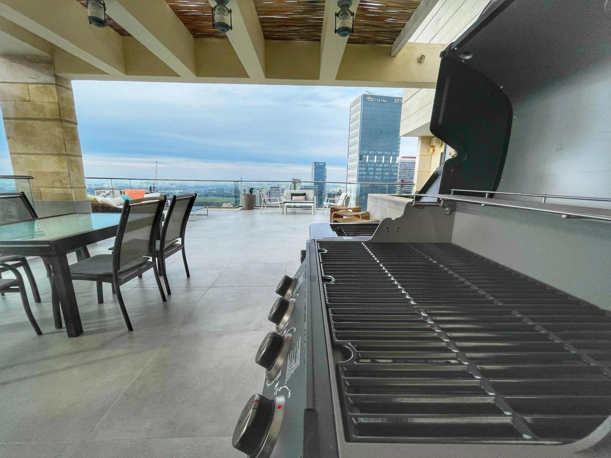 דירות רמת גן Beautiful Penthouse W/Amazing View, Prime Location מראה חיצוני תמונה